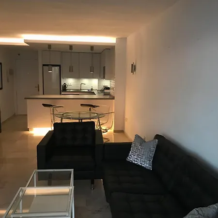 Modern Marina Fantastic Apartment