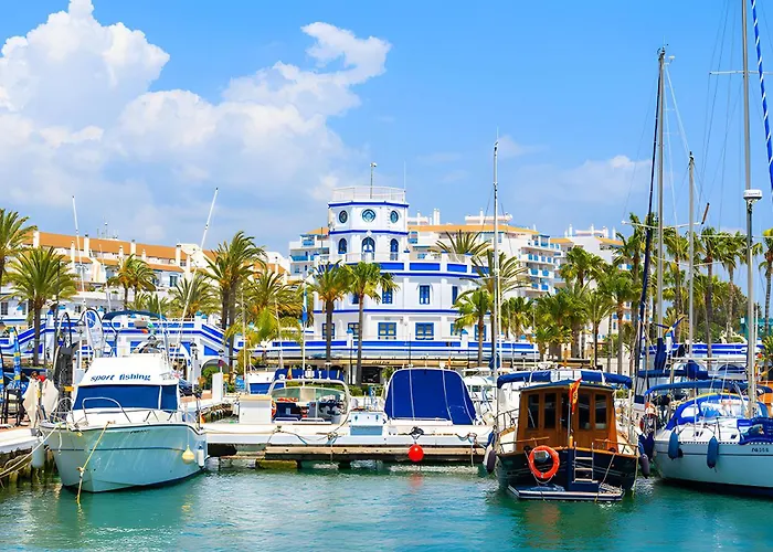 Modern Marina Fantastic *